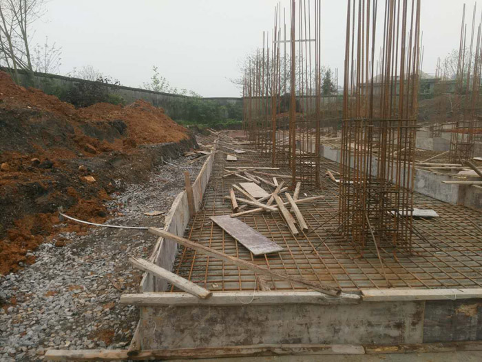 ���װ���չʾ